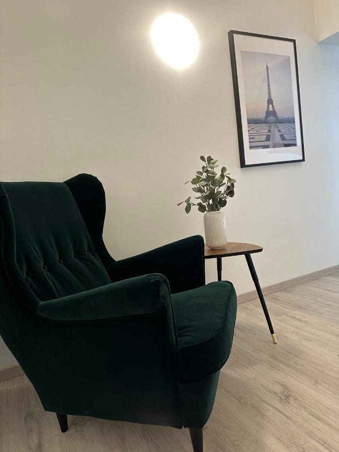 Dachterrassenwohnung Katharinenschule ไอเซนัค ภายนอก รูปภาพ
